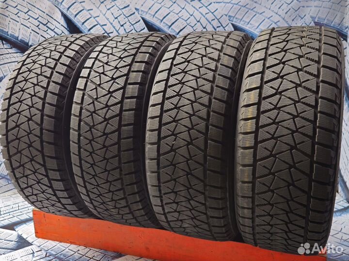 Bridgestone Blizzak DM-V2 275/60 R18