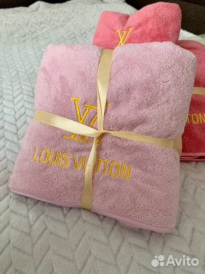 Полотенца Louis Vuittton розовые новые