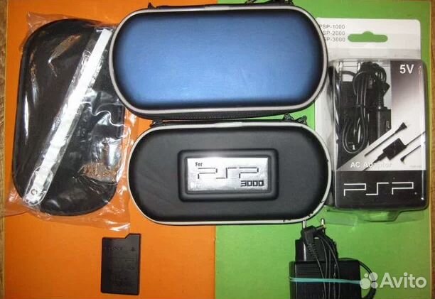 PSP память - флэшка, зарядка, футляр, аккум, игры