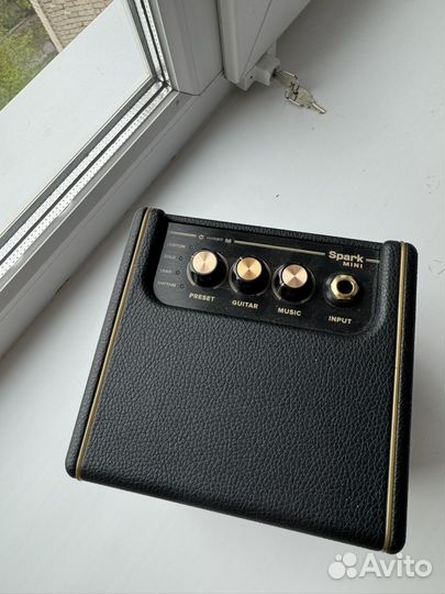 Гитарный беспроводной комбоусилитель Spark mini
