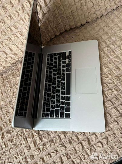 MacBook Pro 15 2013г Ретина core I7 3.4ghz/8gb ram