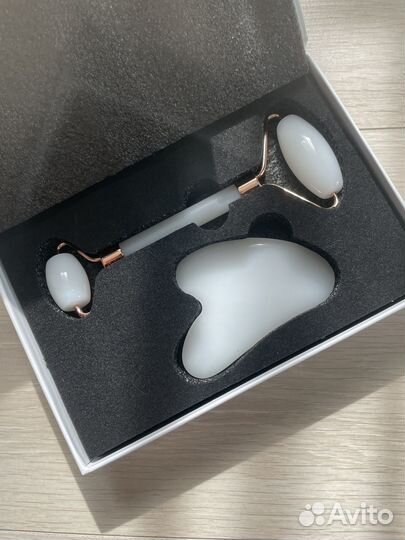 Роллер и скребок гуаша