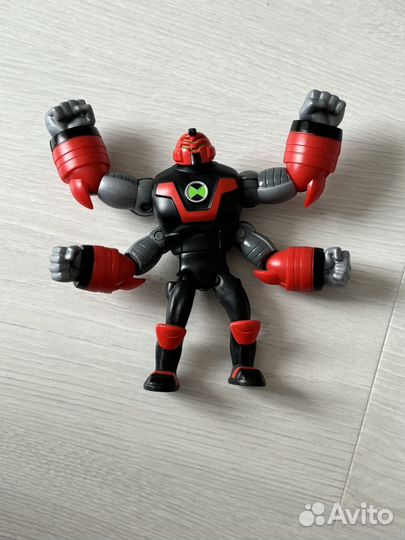 Игрушка Ben 10