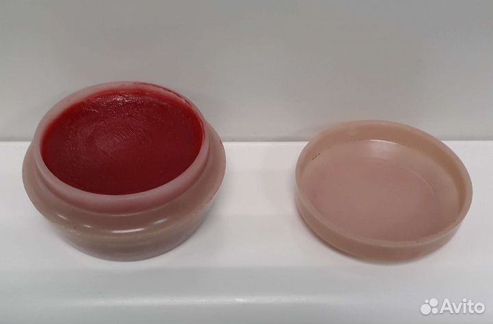 Блеск для губ времен СССР