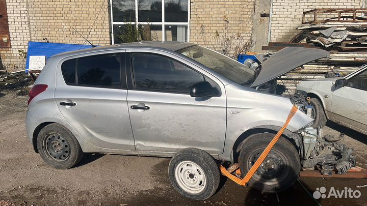 Разборка hyundai i20