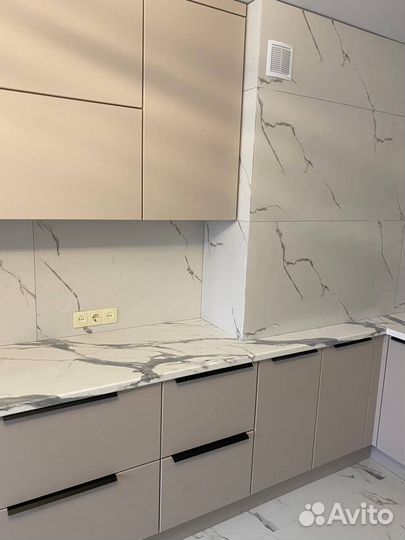 Большая кухня с техникой в рассрочку