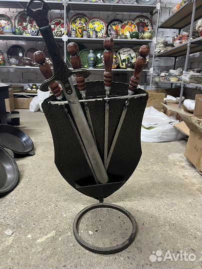 Подставка под шампура Щит