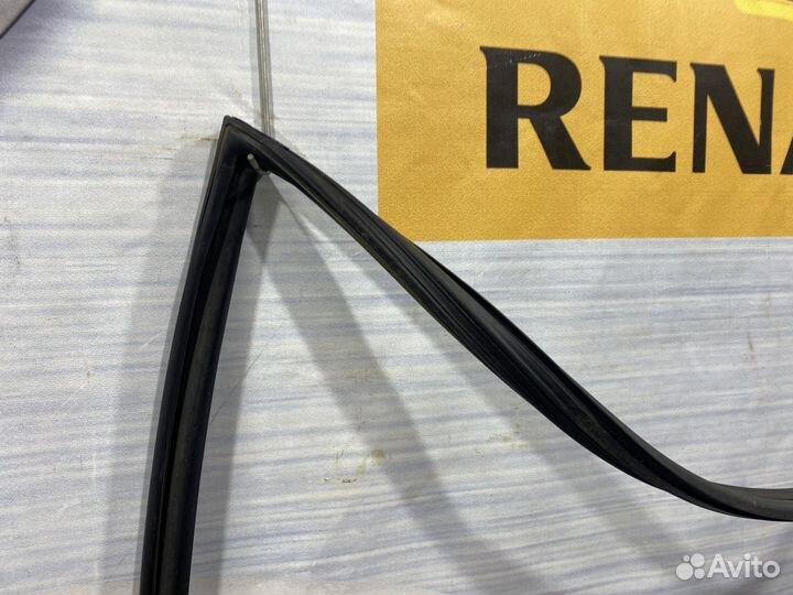 Уплотнитель перед проема стекла двери Kia RIO 2 Пр