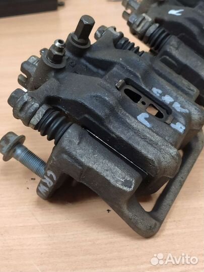 Суппорт задний левый правый на Honda cr-v 4