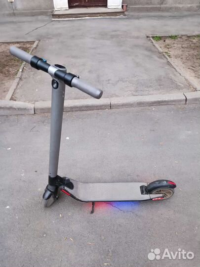 Электросамокат Ninebot KickScooter by Segway ES2