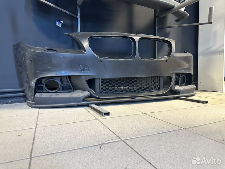 BMW f10 передний бампер m pac м техник