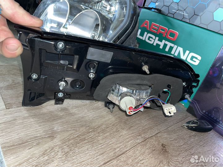 Фонарь задний правый toyota rav4 xa 50