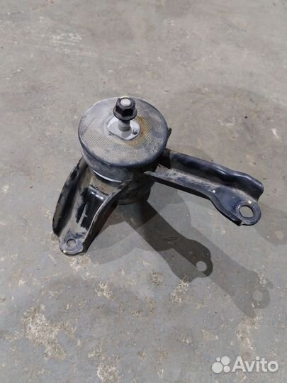 Подушка двигателя правая солярис 2 рио 4