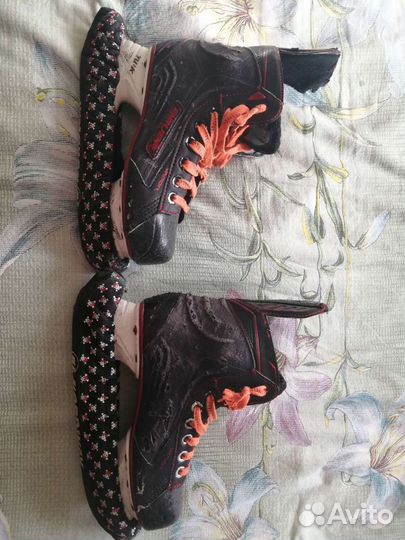 Хоккейные коньки Bauer vapor x500LE