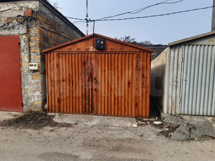 Гараж