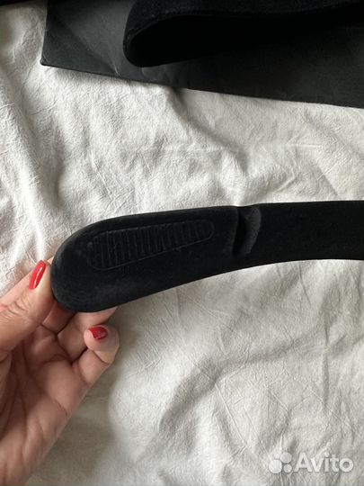 Вешалки Chanel