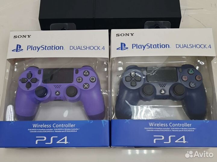 Sony PlayStation 4 + 935 игр в подарок