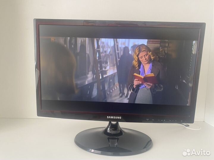 Samsung многофункциональный мониторT22B350EW