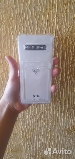 Прозрачный чехол на Samsung S10