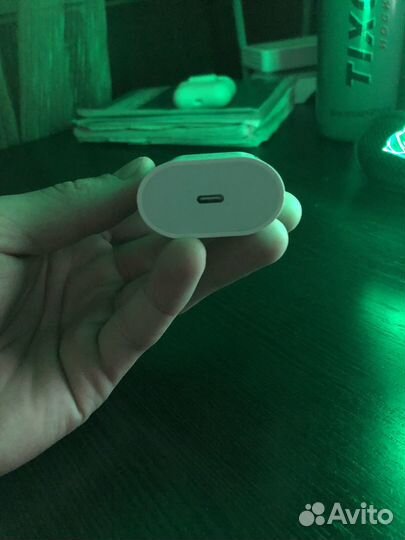 Блок питания для iPhone