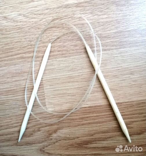 Крючок костяной, спицы, булавки большие