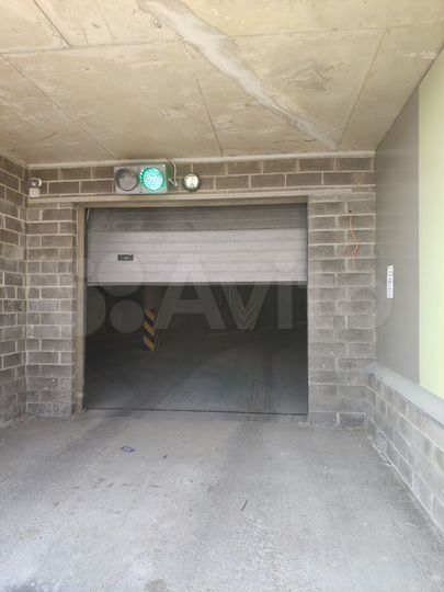 Машиноместо, 14 м²