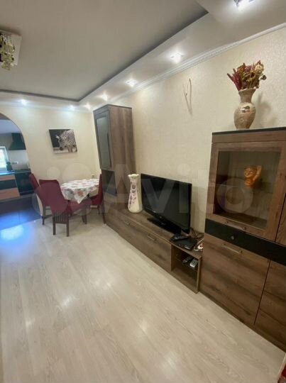 2-к. квартира, 55 м², 3/3 эт.