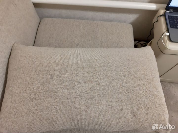 Подушка для дивана