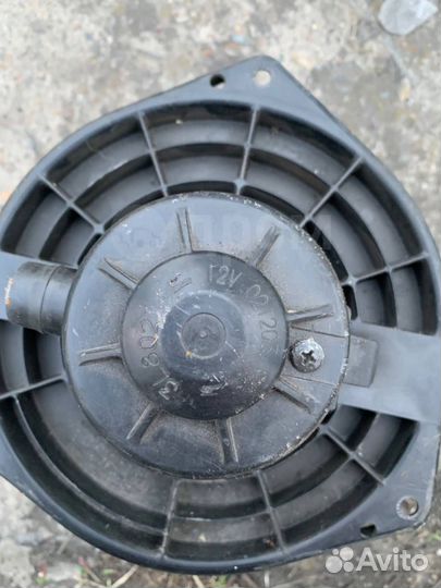 Мотор печки Nissan Cefiro 3L802 A32