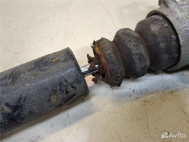 Амортизатор подвески Skoda Fabia, 2002