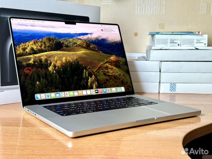Apple MacBook Pro 16 M3 pro 2023