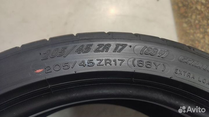 Michelin Pilot Super Sport 205/45 R17 88Y