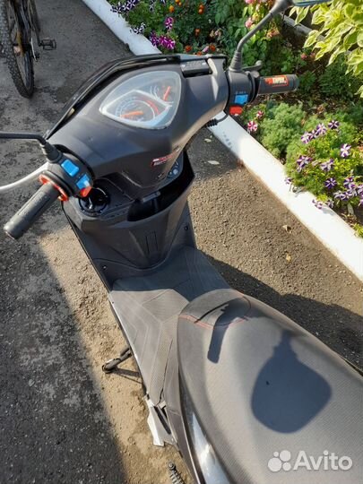 Скутер Jogger 125