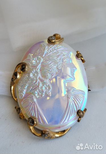 Шикарная брошь камея, период СССР