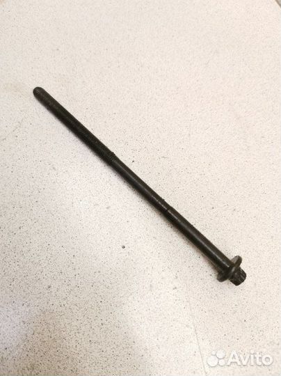 Болт головки блока цилиндров Chevrolet Epica X20D1