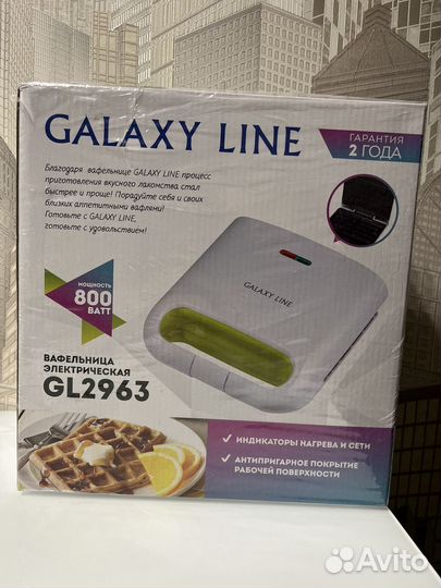 Электрическая вафельница новая