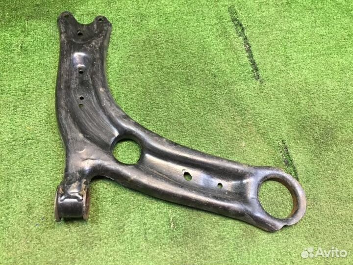 Рычаг передний нижний левый Volkswagen Tiguan DBG