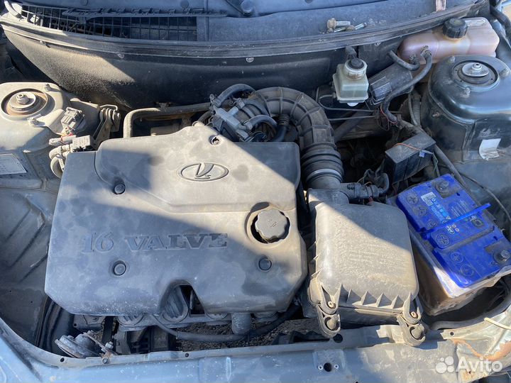 В полном разборе лада приора 2010год