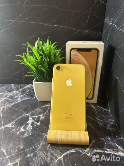 iPhone Xr, 64 ГБ