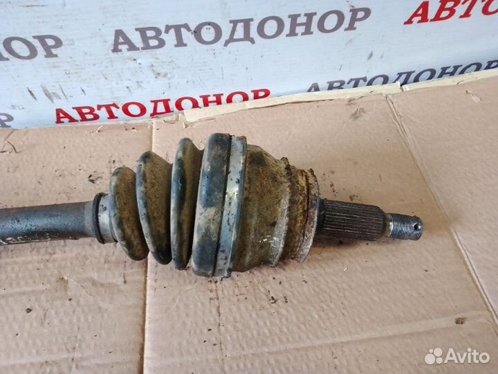 Полуось привод задний левый Mitsubishi Pajero 3