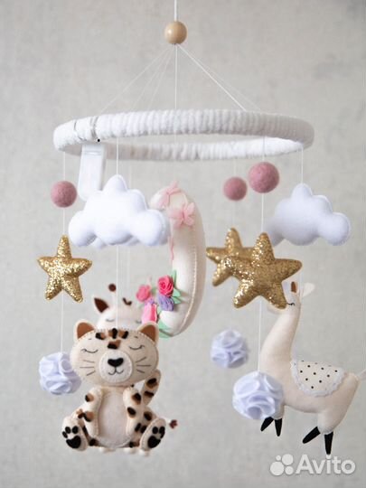 Мобиль на кроватку из фетра с подсветкой