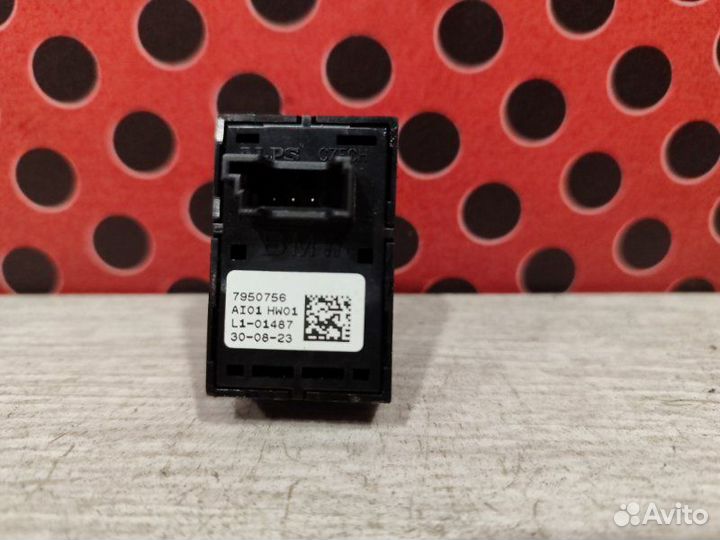 Кнопка стеклоподъемника Bmw 1 F40 B38A15F 2023