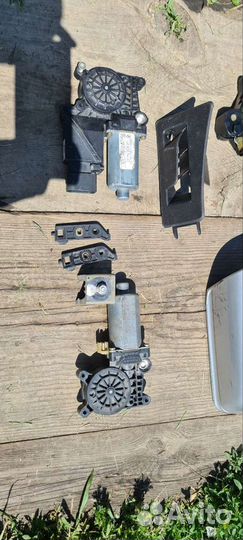 Запчасти на mercedes w210