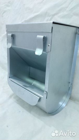 Кормушка для кроликов и кур бункерная