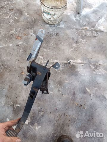 Педаль сцепления Mazda 3 BK