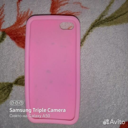 Чехлы на телефон