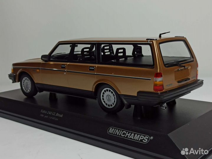 Volvo 240 GL Break 1986 Minichamps 1:18