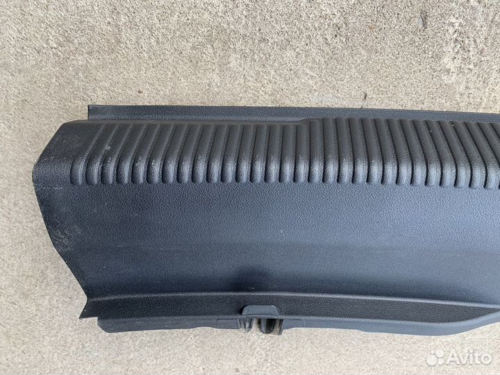 Накладка замка багажника Audi a6 c7