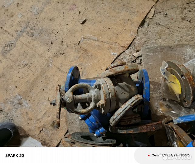 Продам задвижки