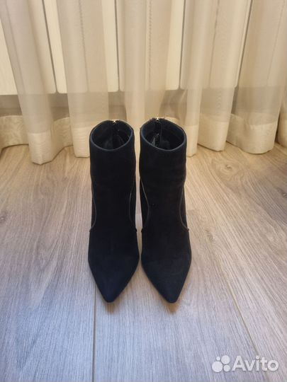 Ботильоны на шпильке 37 размер Tuna